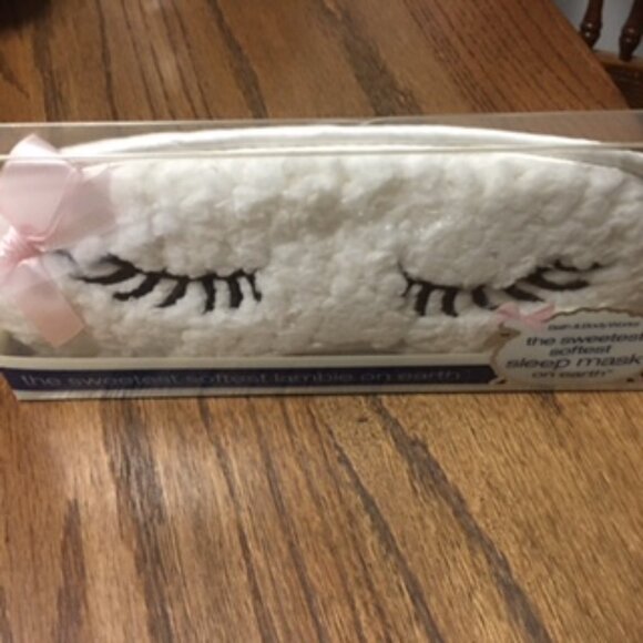 RARE Vintage Bath & Body  Works "lambie" Sleep Mask  NEW-NEVER BEEN OPEN - Picture 8 of 8
